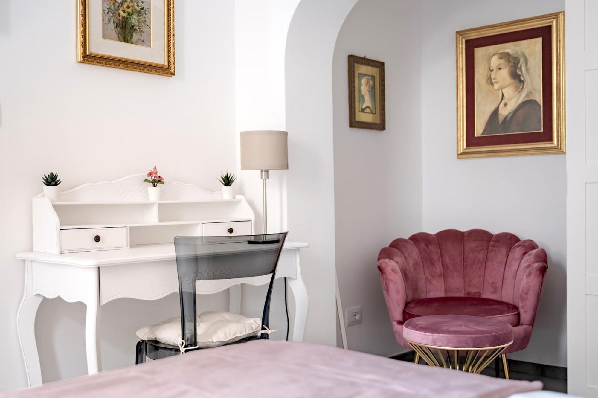 Via Ponte Alle Mosse, 19 - Florence Charming Apartments - A Chic, Newly Renovated Apartment Near Tram Leopolda, A Few Min From Downtown Kültér fotó