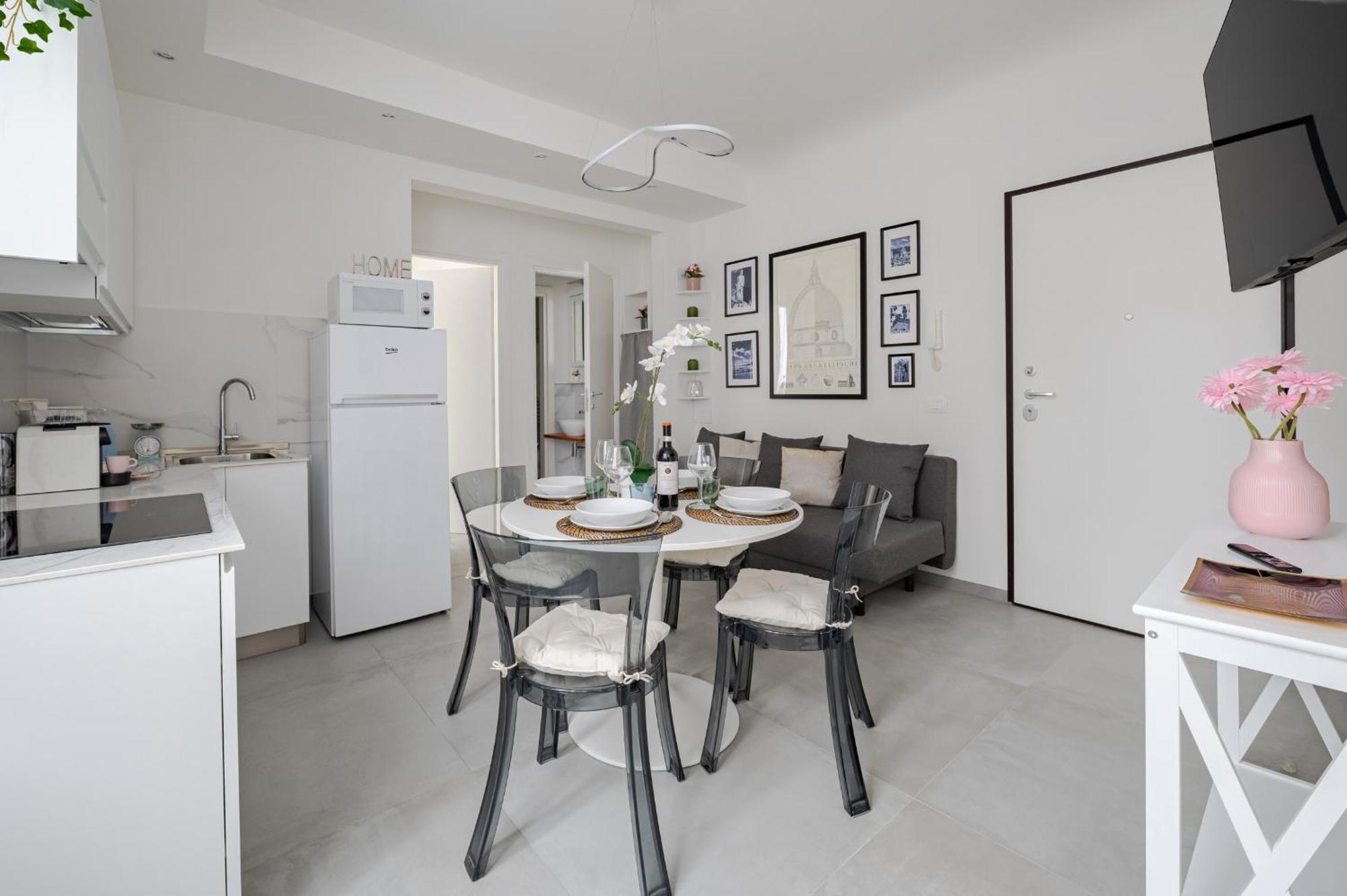 Via Ponte Alle Mosse, 19 - Florence Charming Apartments - A Chic, Newly Renovated Apartment Near Tram Leopolda, A Few Min From Downtown Kültér fotó